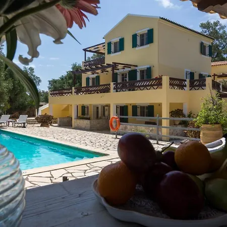 Apartment Elaia & No.5 Gaios
