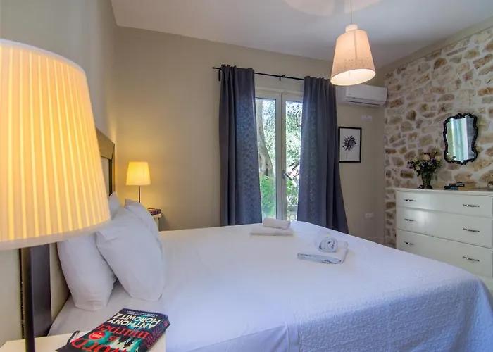 Apartament Elaia & No.5
